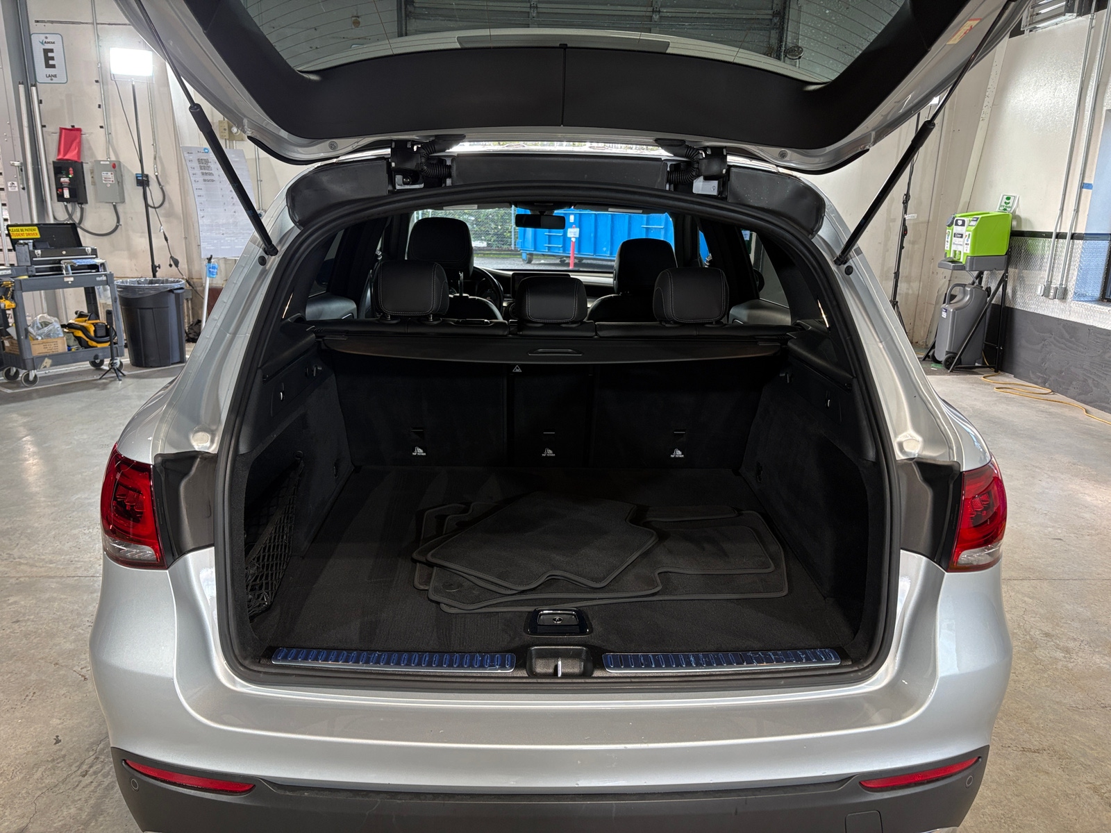 Thumbnail: 2020 Mercedes-Benz GLC - 6