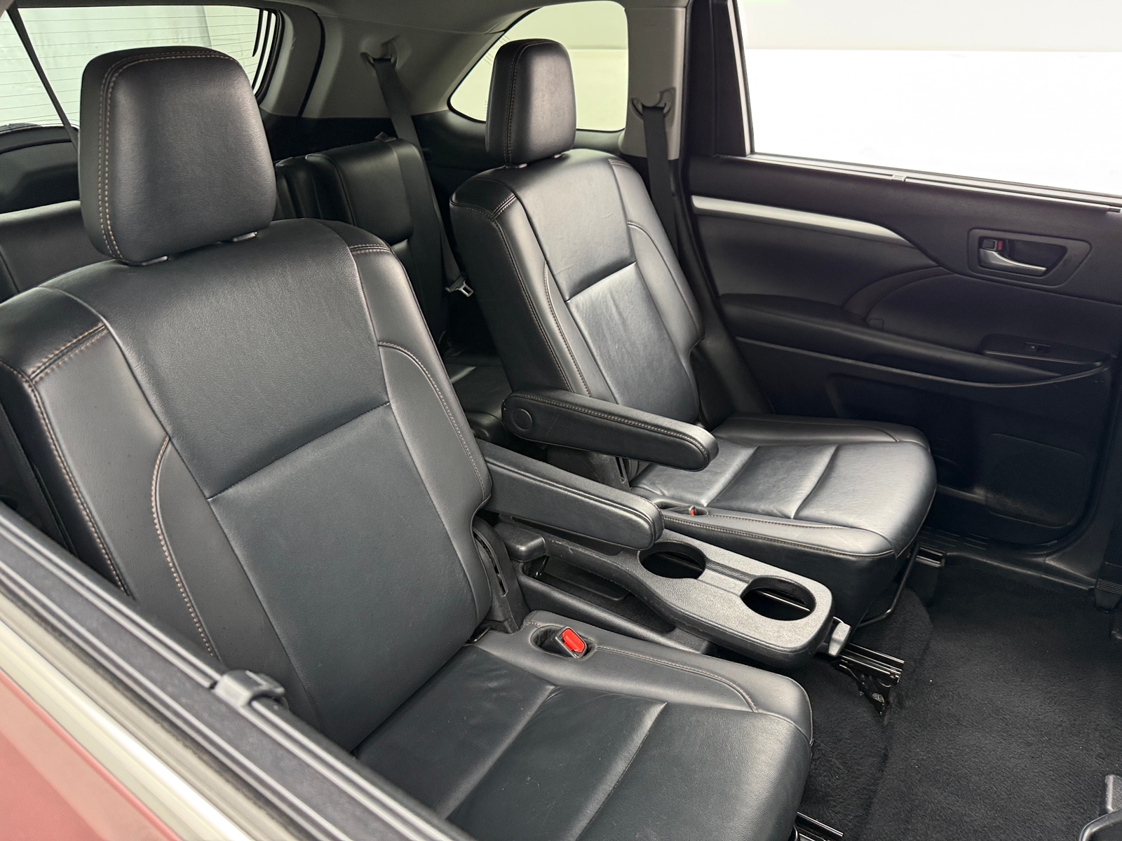 Thumbnail: 2019 Toyota Highlander - 5