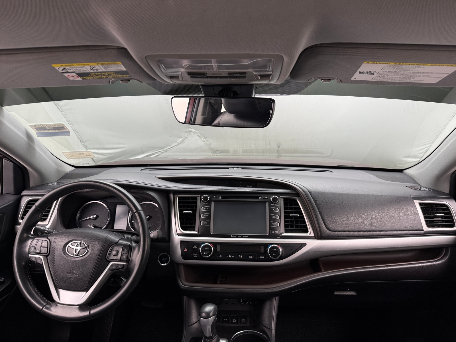 Thumbnail: 2019 Toyota Highlander - 2