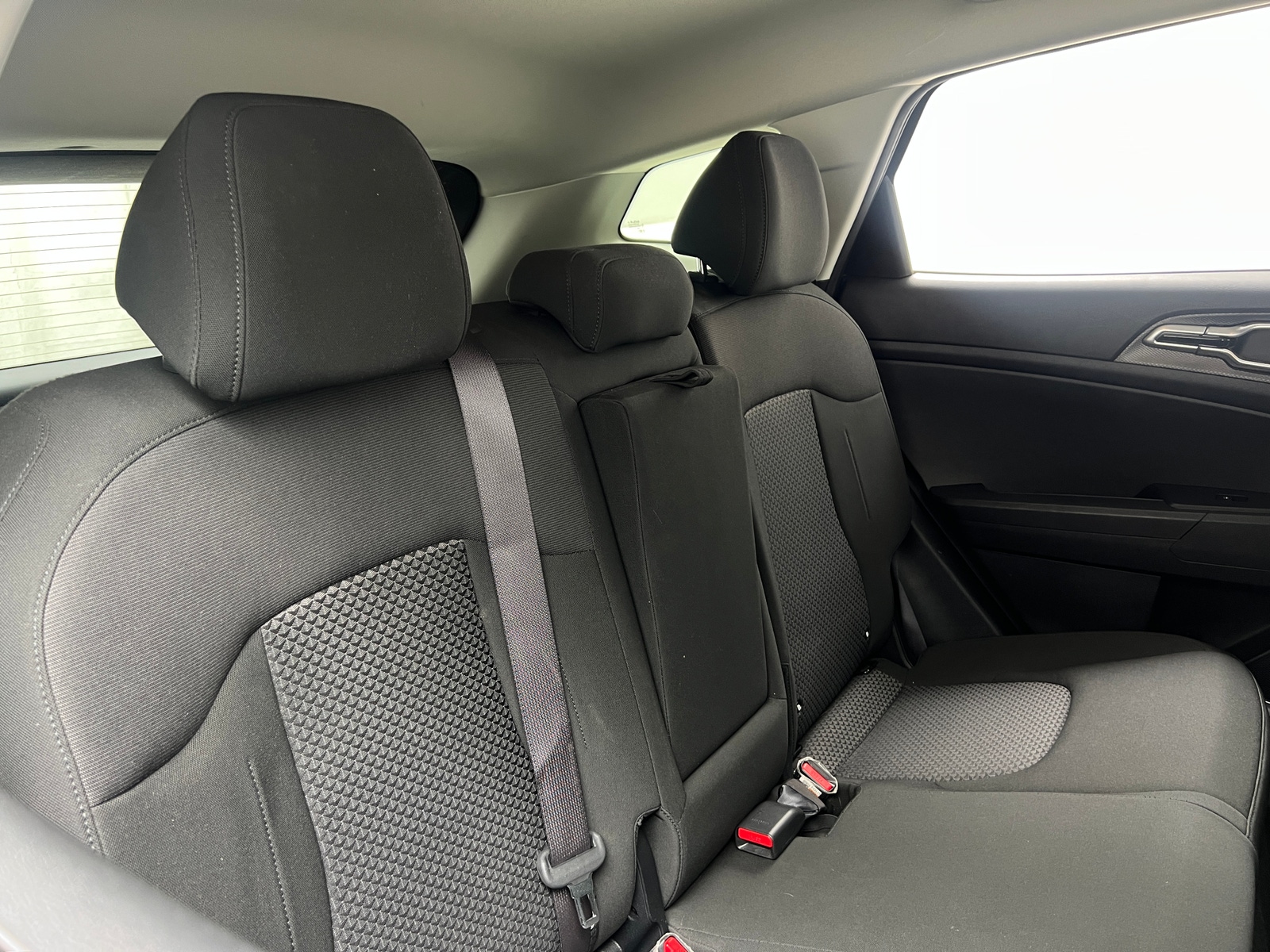 Thumbnail: 2023 Kia Sportage - 6