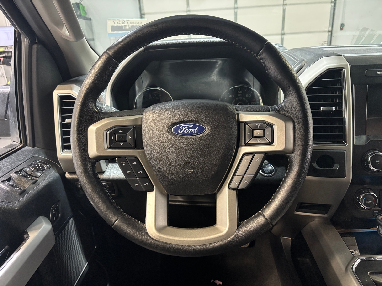 Thumbnail: 2020 Ford Econoline - 4