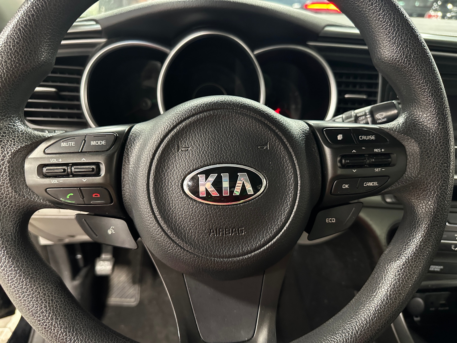 Thumbnail: 2015 Kia Optima - 5