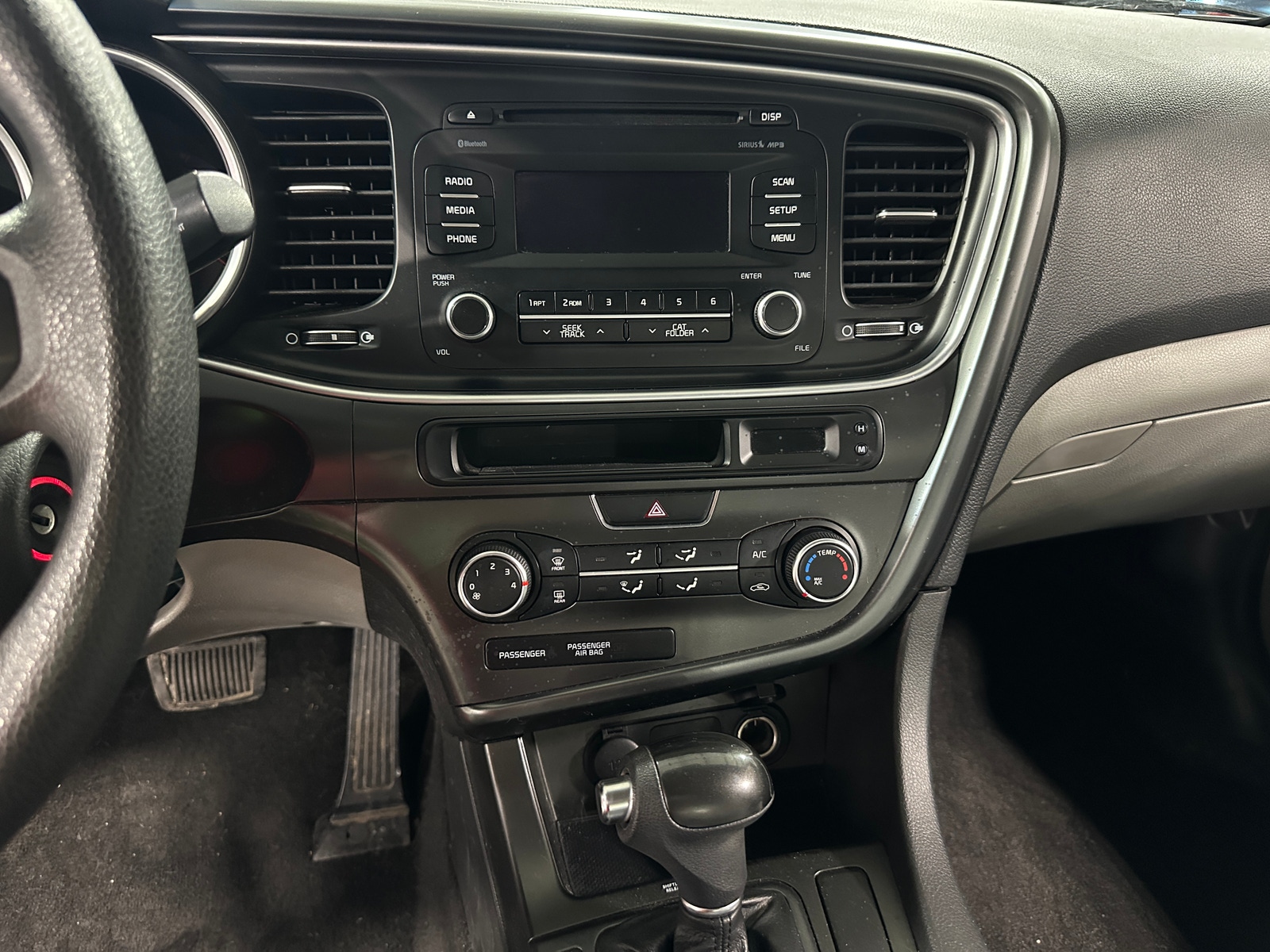 Thumbnail: 2015 Kia Optima - 4