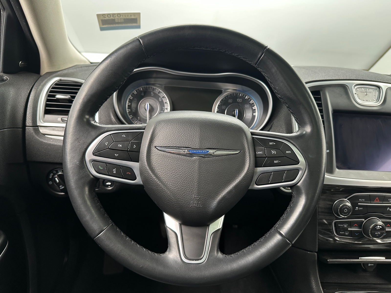 Thumbnail: 2022 Chrysler 300 - 4