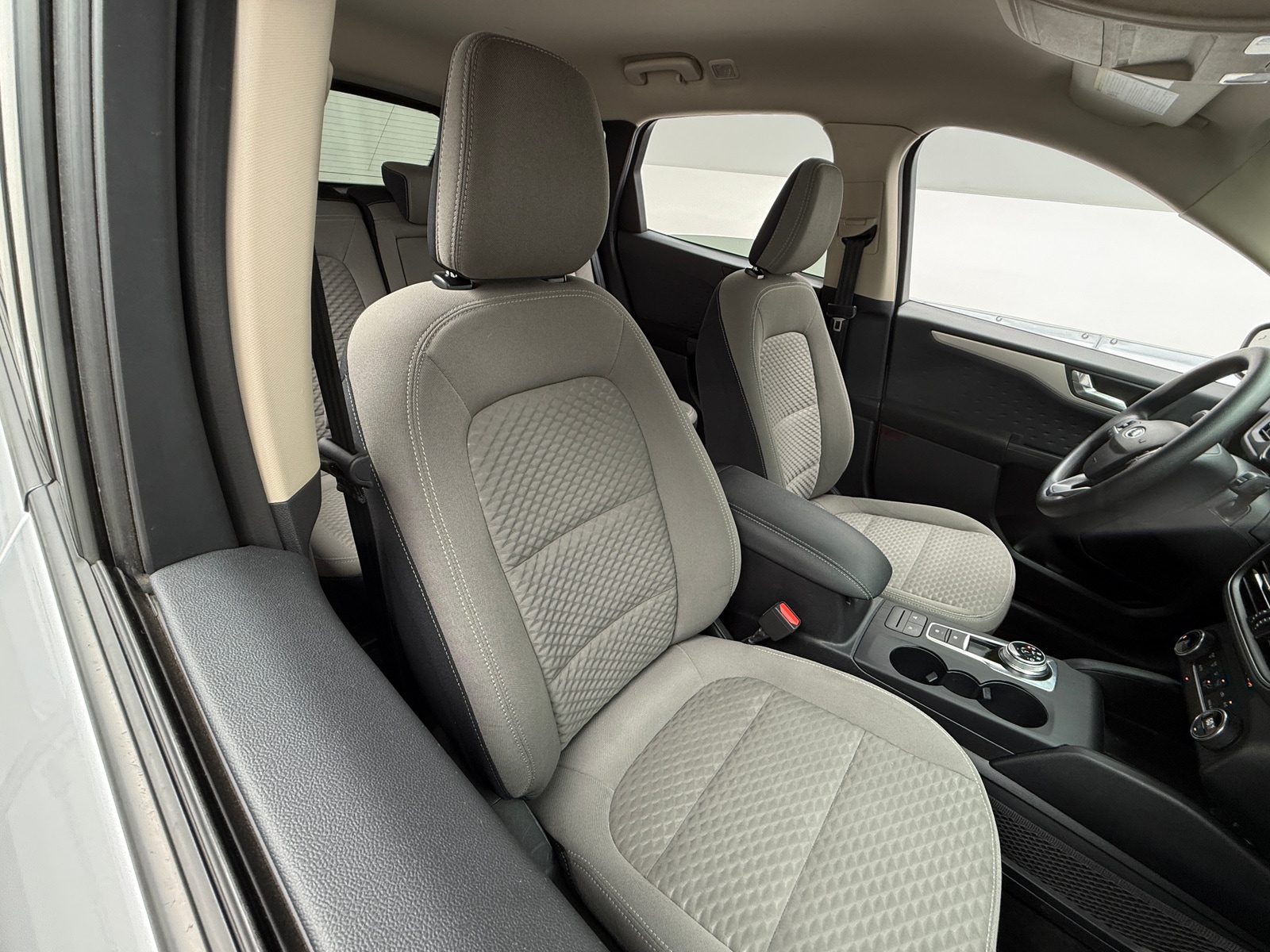 Thumbnail: 2020 Ford Escape - 2