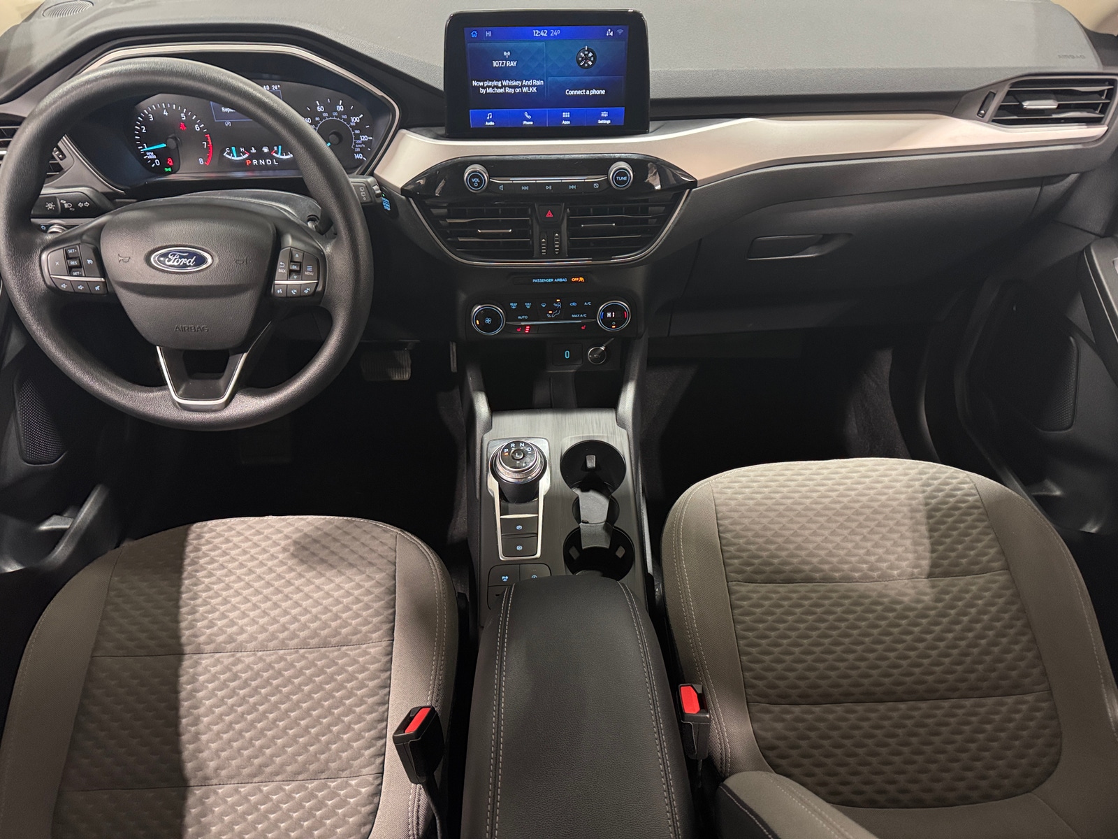 Thumbnail: 2020 Ford Escape - 3