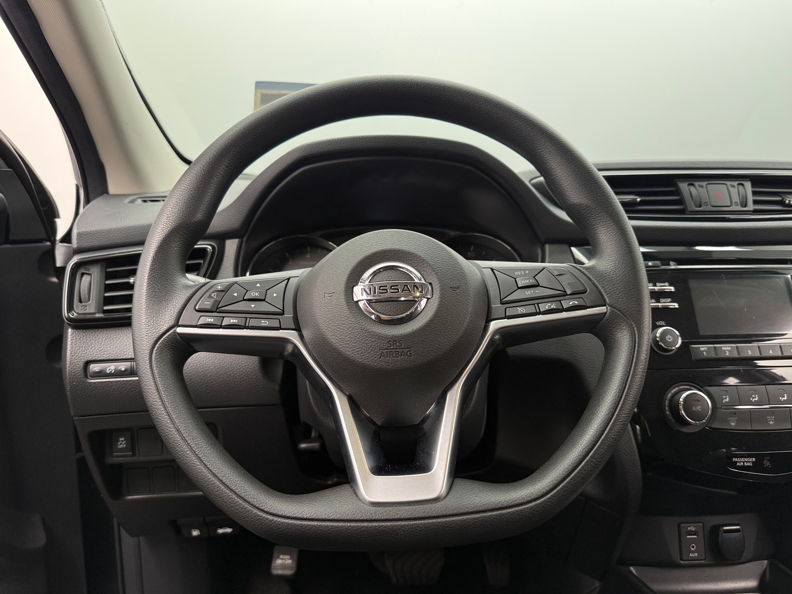 Thumbnail: 2018 Nissan Rogue Sport - 5