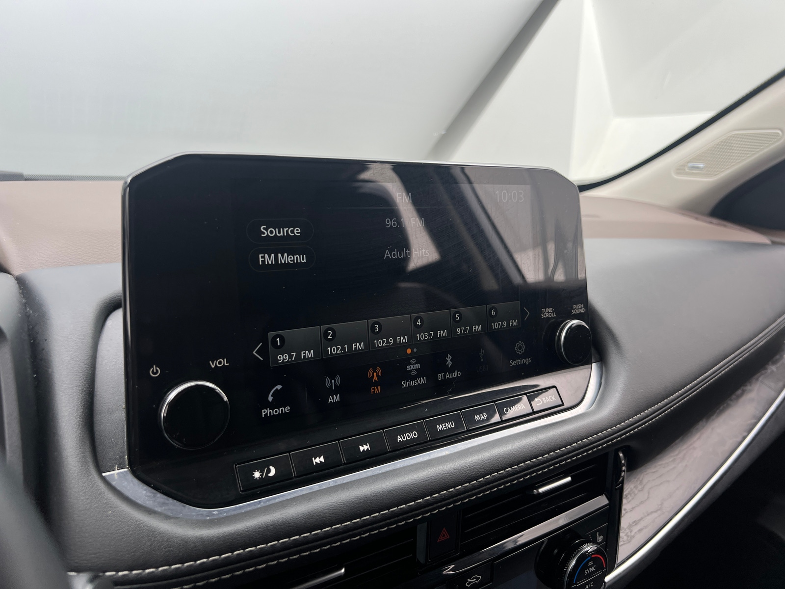 Thumbnail: 2021 Nissan Rogue - 3