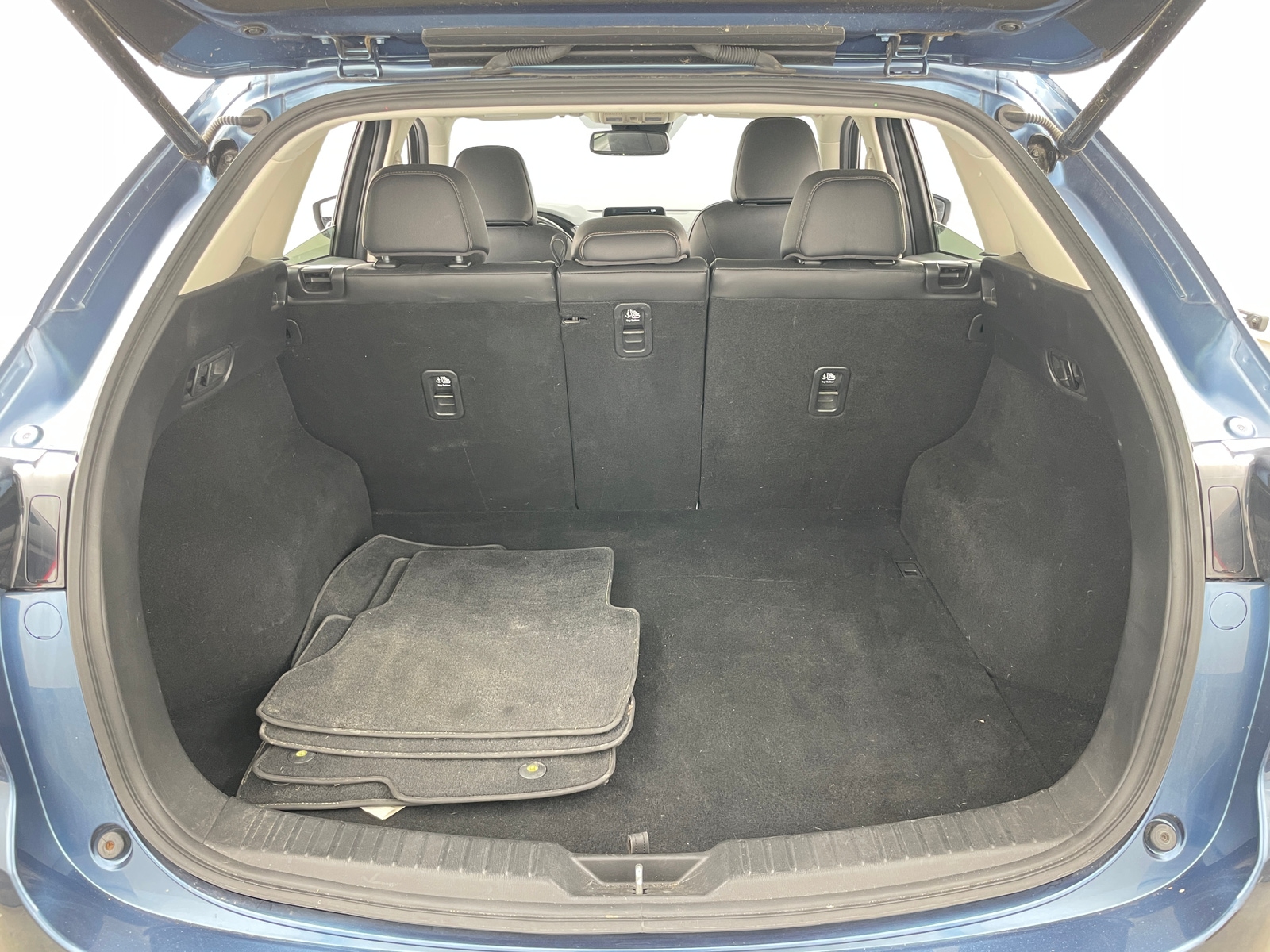 Thumbnail: 2020 Mazda CX-5 - 6