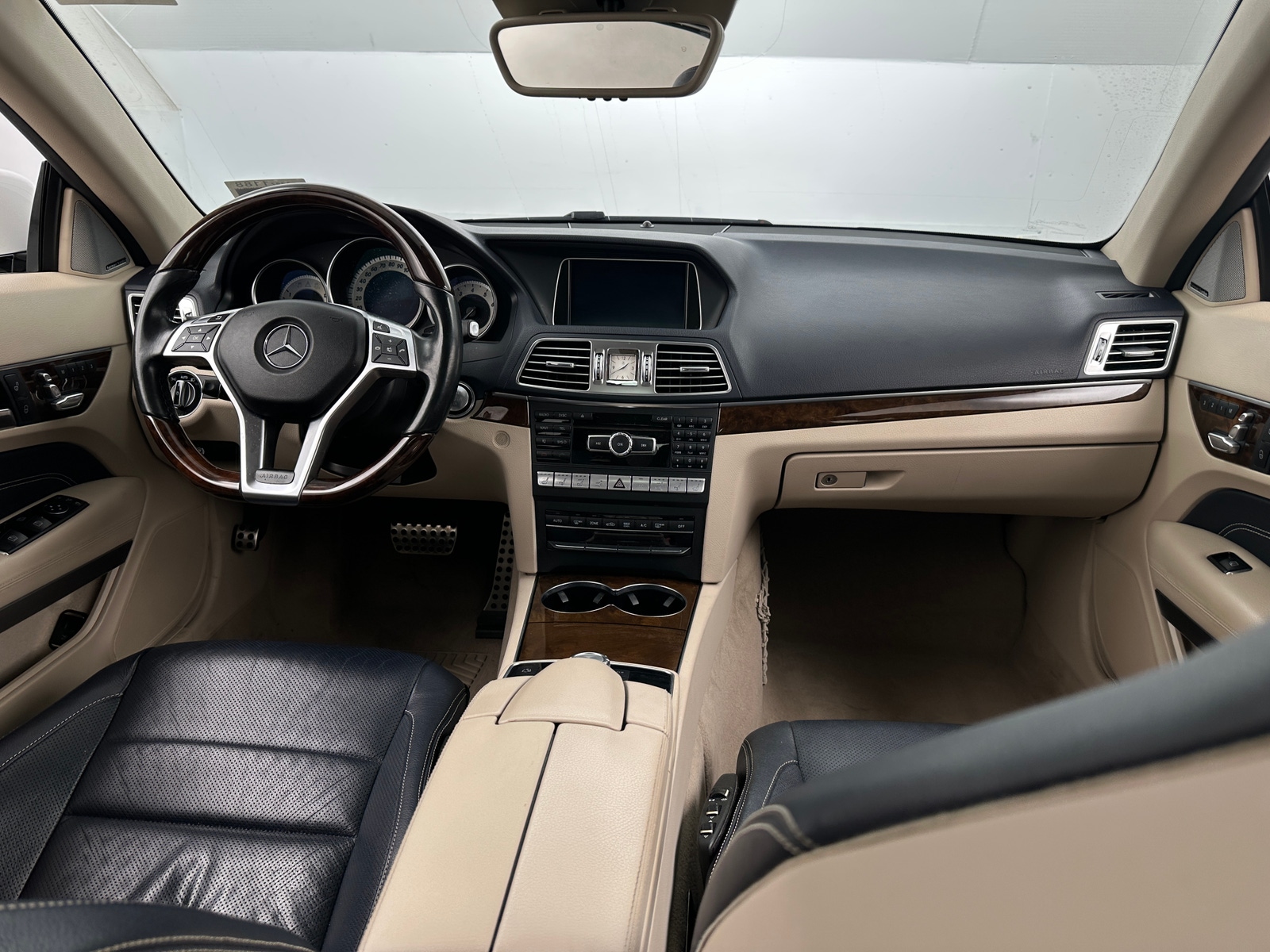 Thumbnail: 2015 Mercedes-Benz E-Class - 2