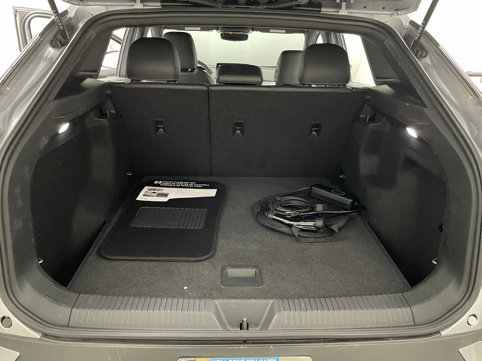 Thumbnail: 2023 Volkswagen ID.4 - 7