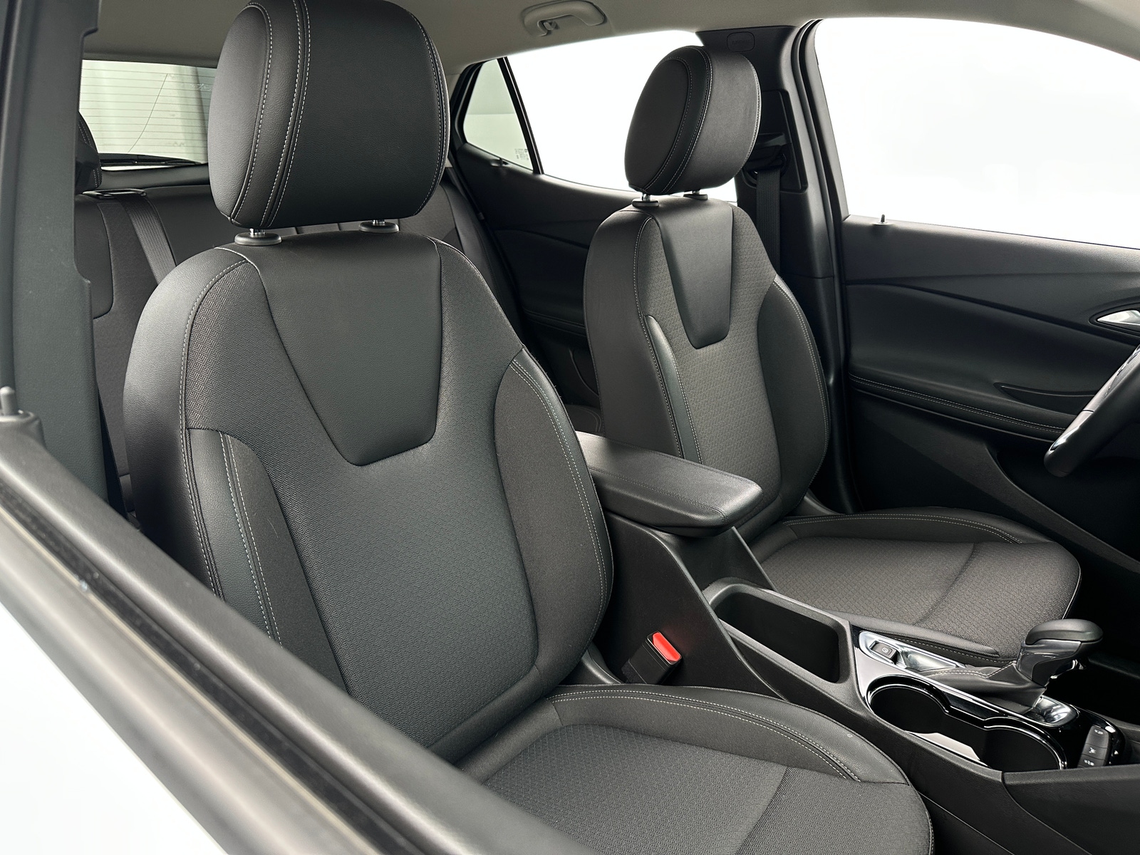 Thumbnail: 2025 Buick Encore GX - 2