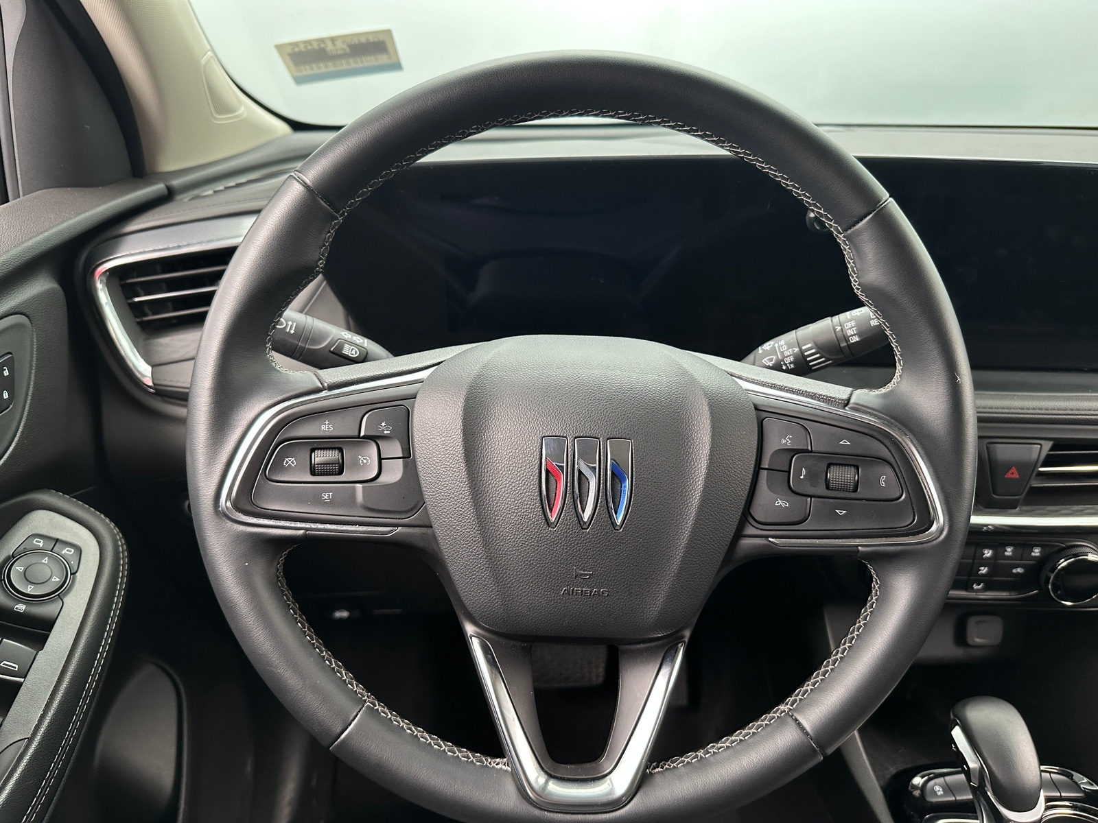 Thumbnail: 2025 Buick Encore GX - 5