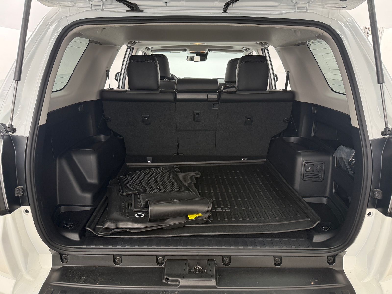 Thumbnail: 2024 Toyota 4Runner - 6