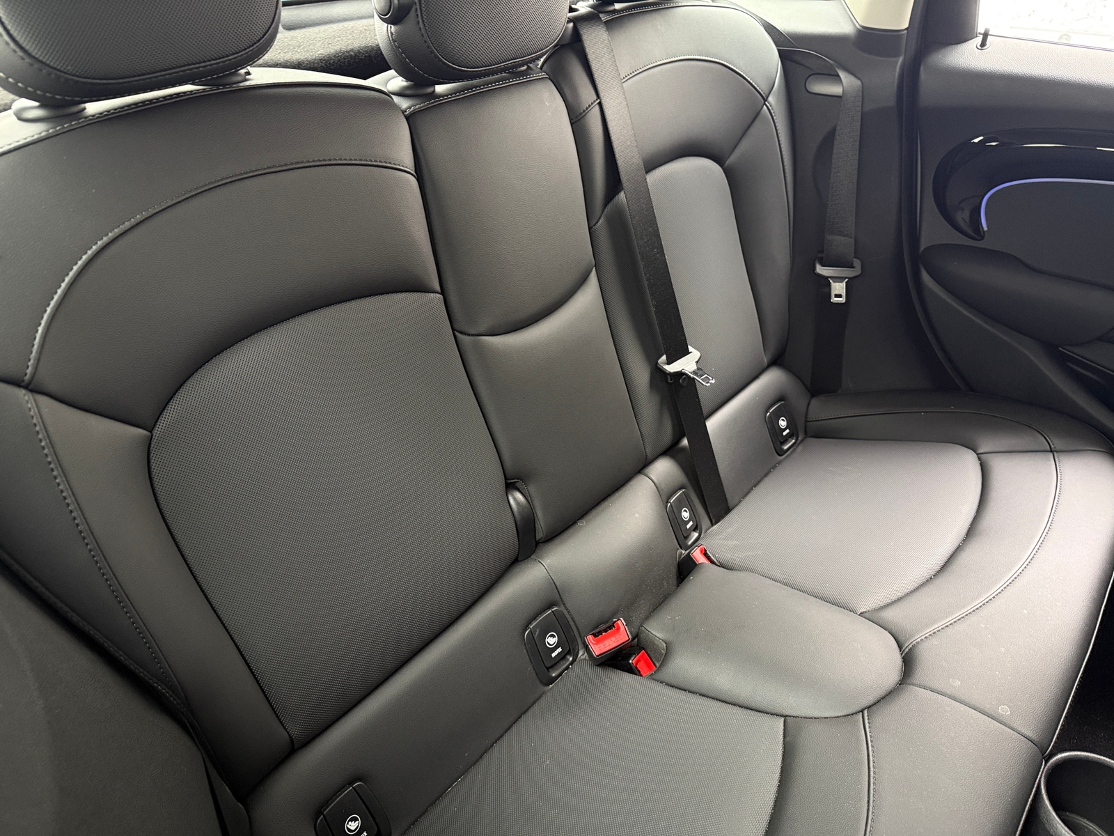 Thumbnail: 2022 MINI Cooper Hardtop - 5