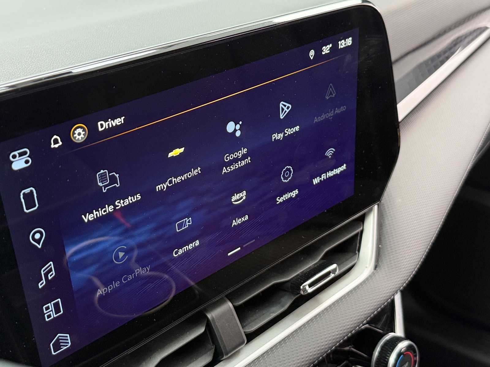 Thumbnail: 2025 Chevrolet Equinox - 4