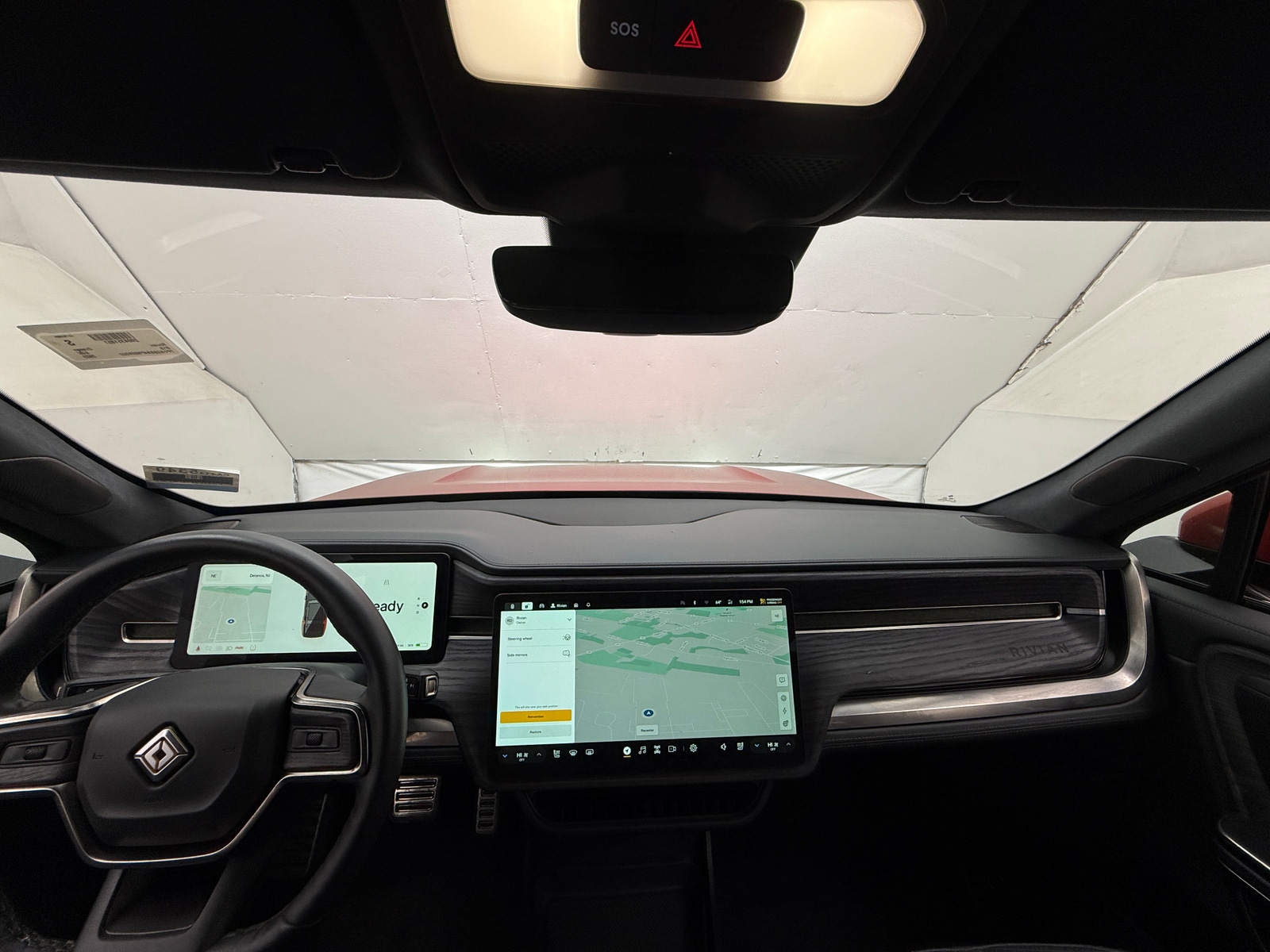 Thumbnail: 2023 Rivian R1S - 3