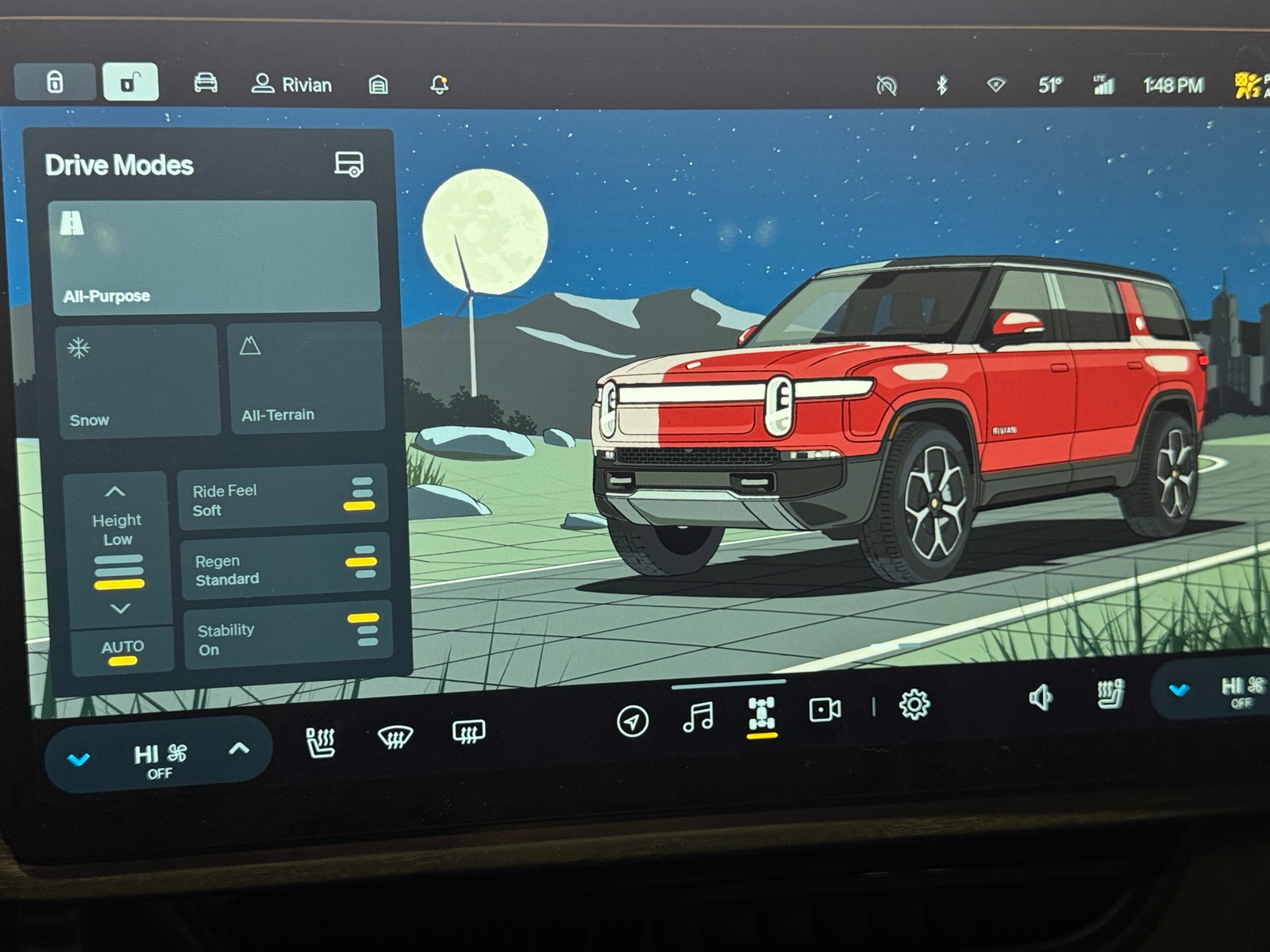 Thumbnail: 2023 Rivian R1S - 4