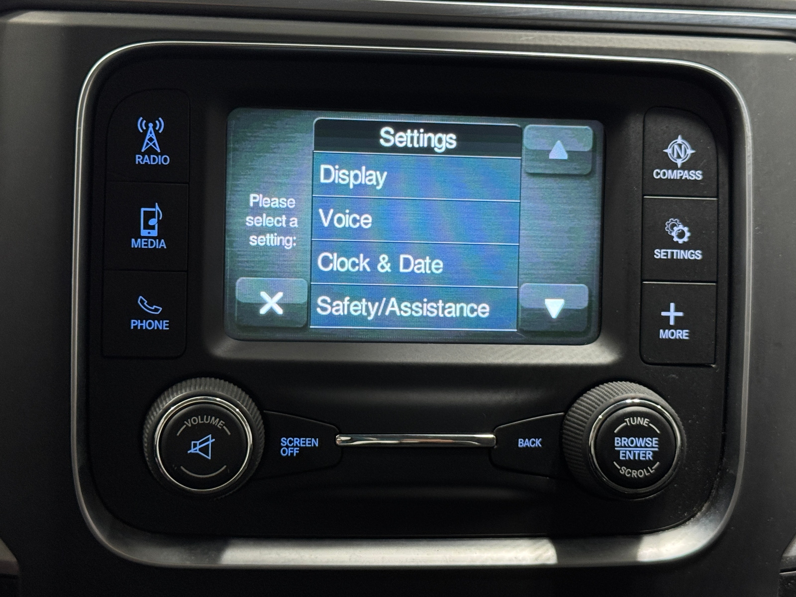 Thumbnail: 2019 RAM 1500 Classic - 4