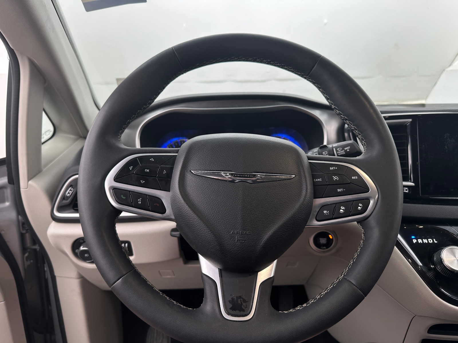 Thumbnail: 2024 Chrysler Pacifica - 4