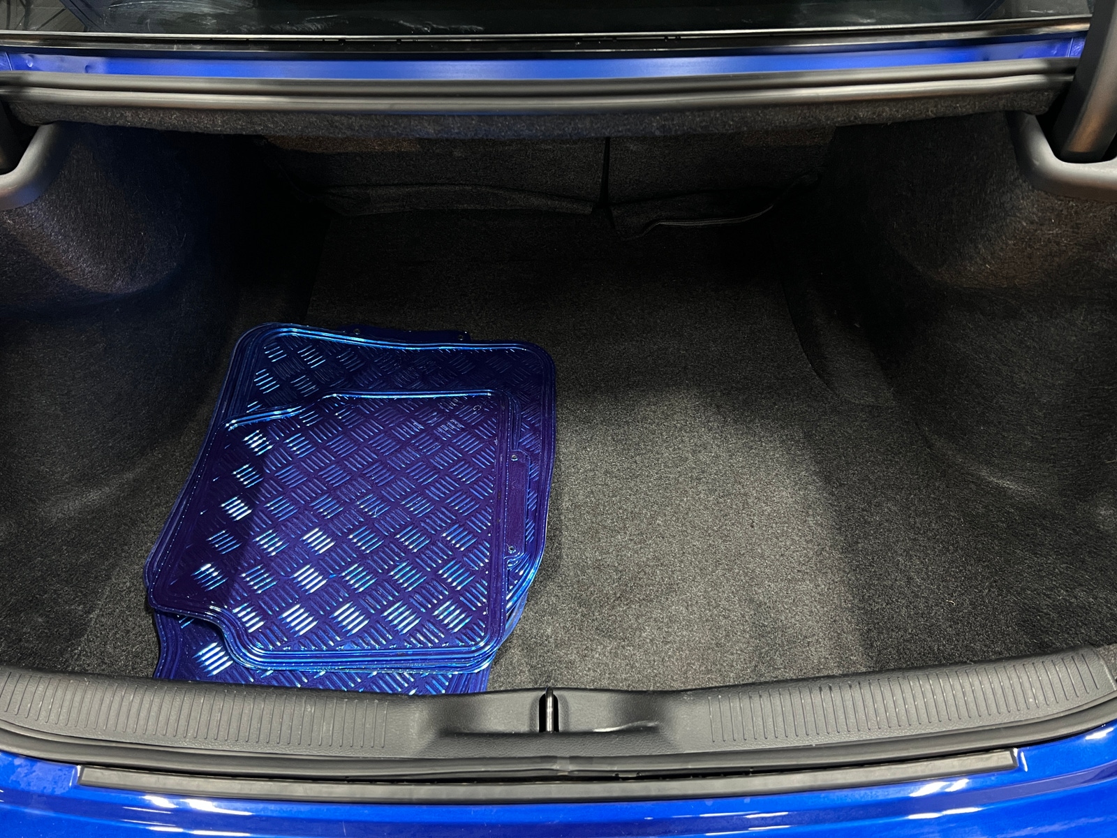 Thumbnail: 2019 Dodge Charger - 7