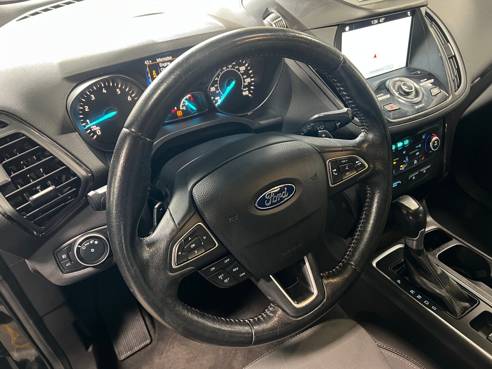 Thumbnail: 2017 Ford Escape - 4