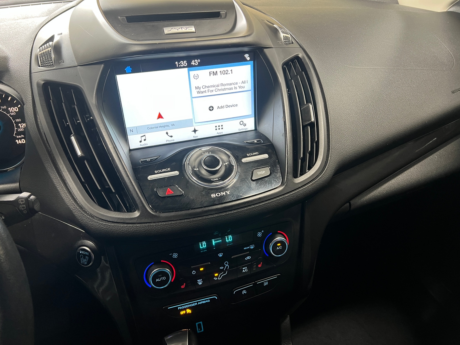 Thumbnail: 2017 Ford Escape - 3