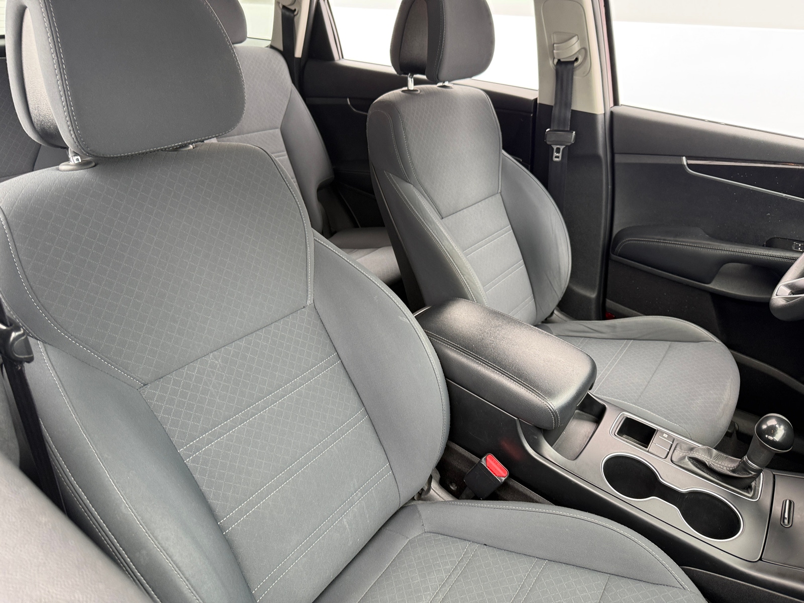 Thumbnail: 2016 Kia Sorento - 2