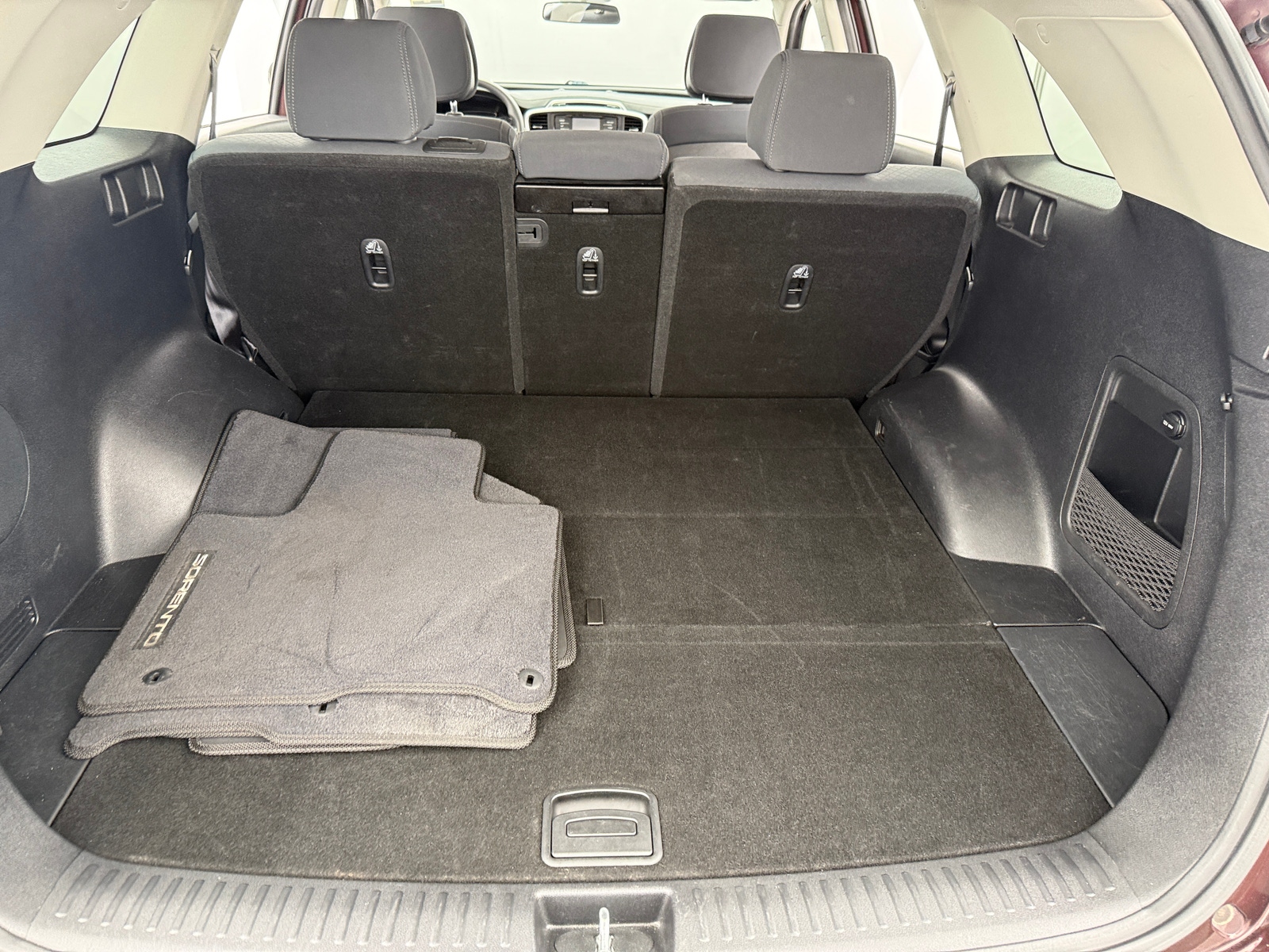 Thumbnail: 2016 Kia Sorento - 7