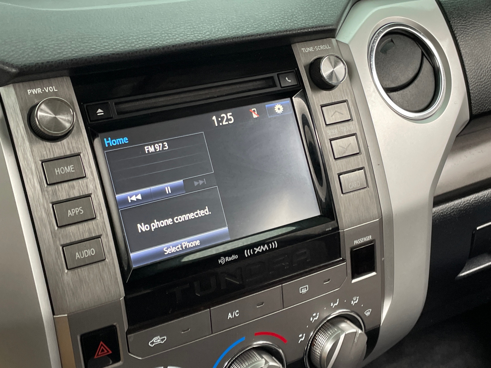 Thumbnail: 2017 Toyota Tundra - 4