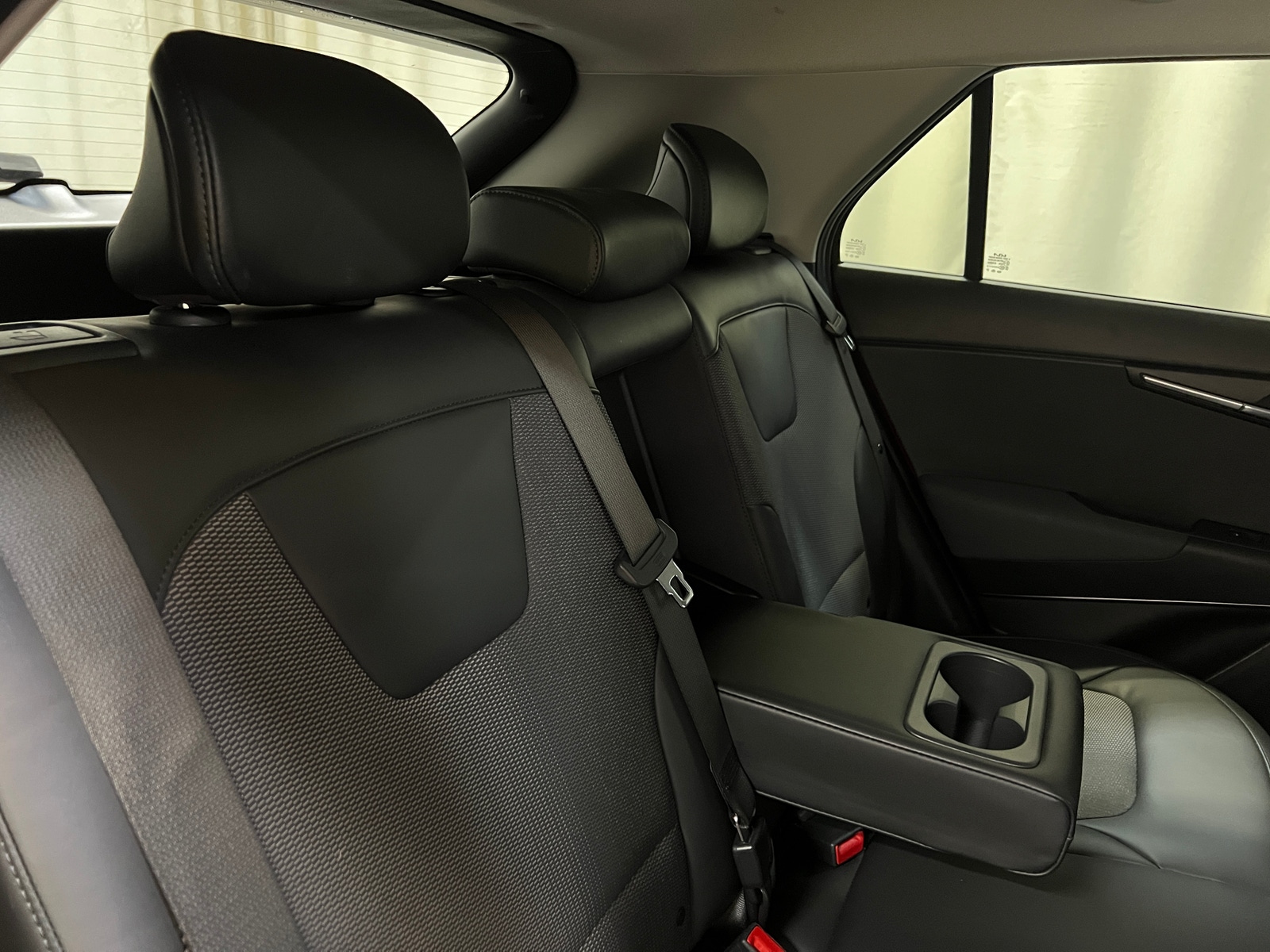 Thumbnail: 2023 Kia Niro - 6