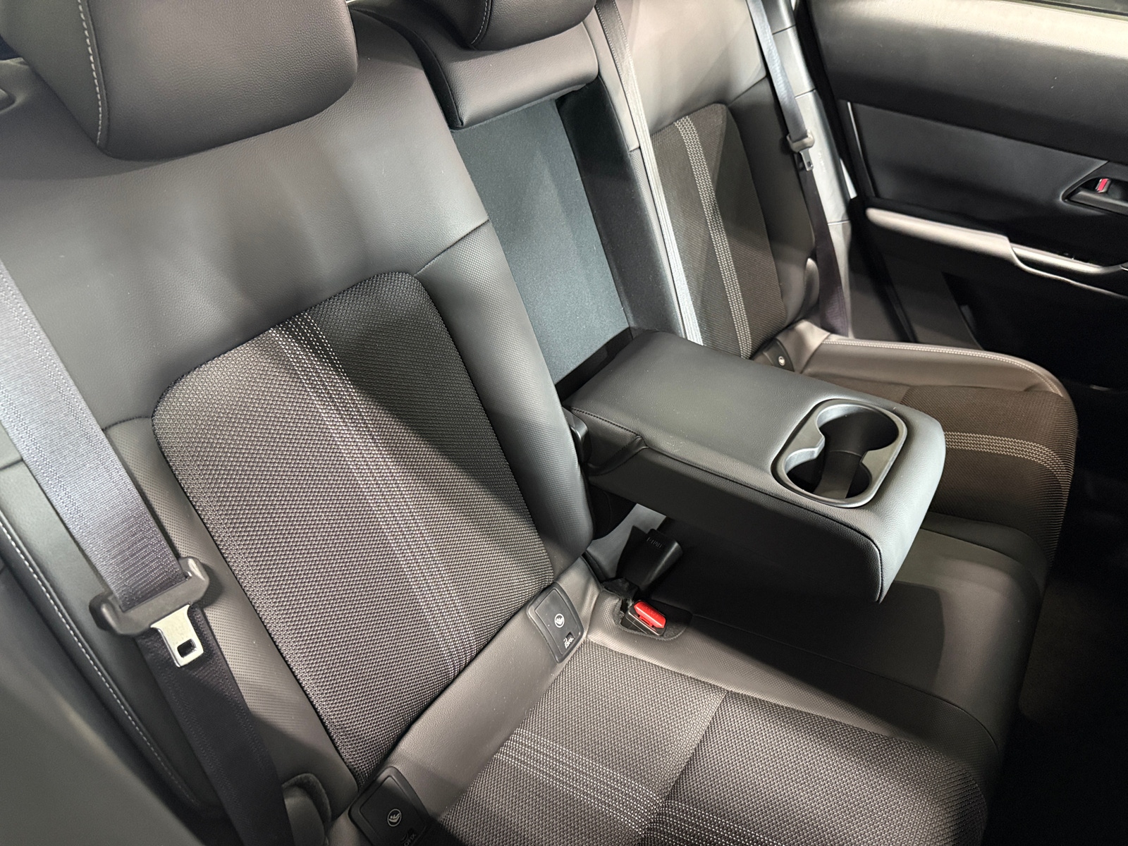 Thumbnail: 2025 Mazda CX-50 - 5