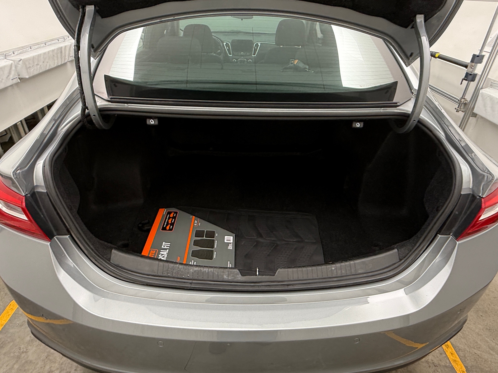 Thumbnail: 2024 Chevrolet Malibu - 7