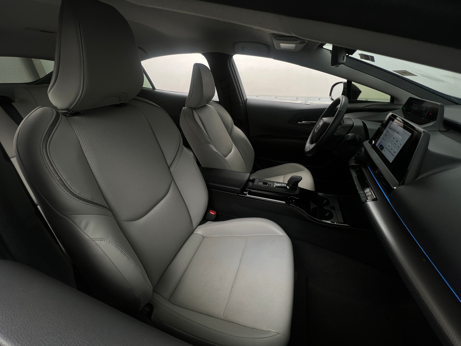 Thumbnail: 2024 Toyota Prius - 2