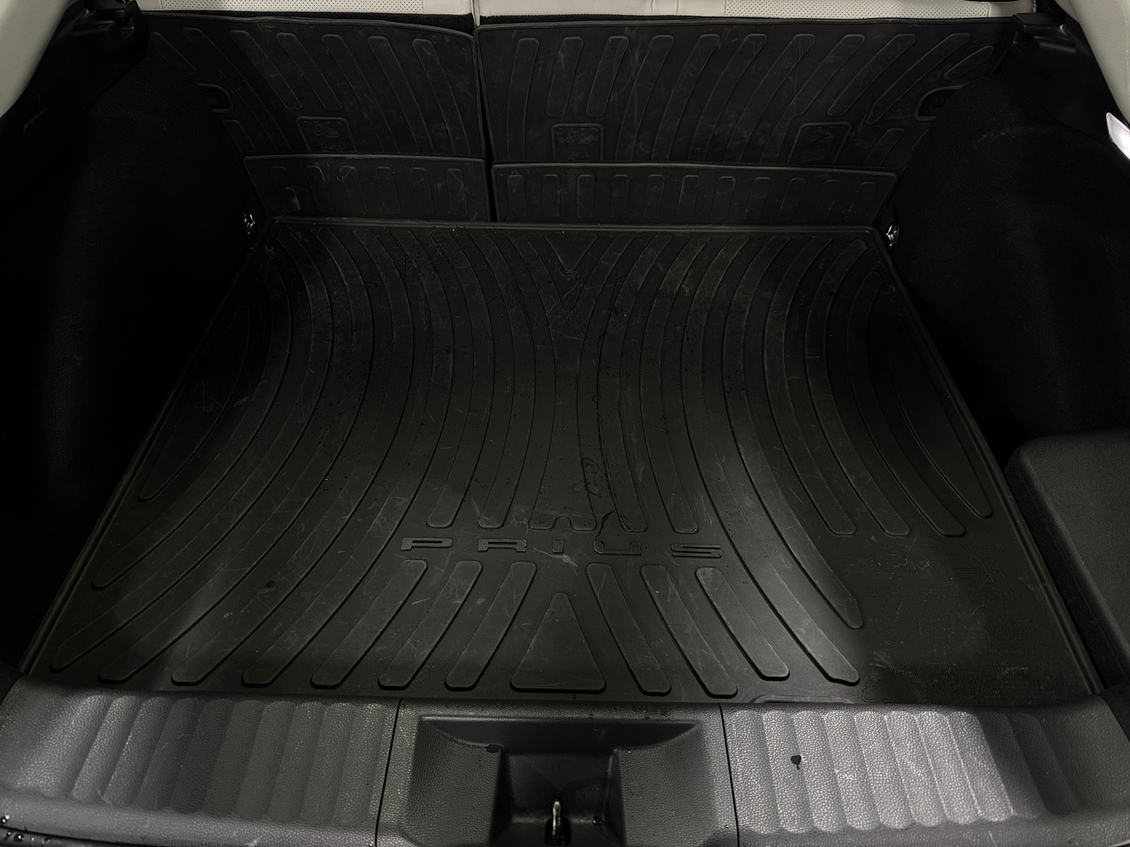 Thumbnail: 2024 Toyota Prius - 7