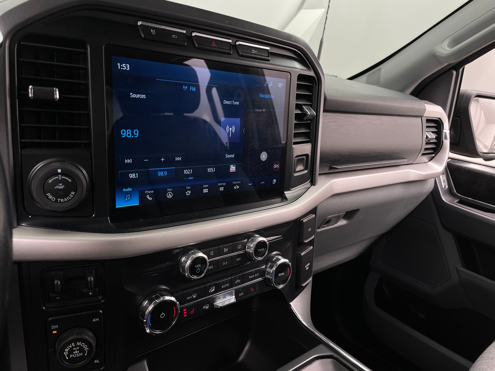 Thumbnail: 2022 Ford Econoline - 4