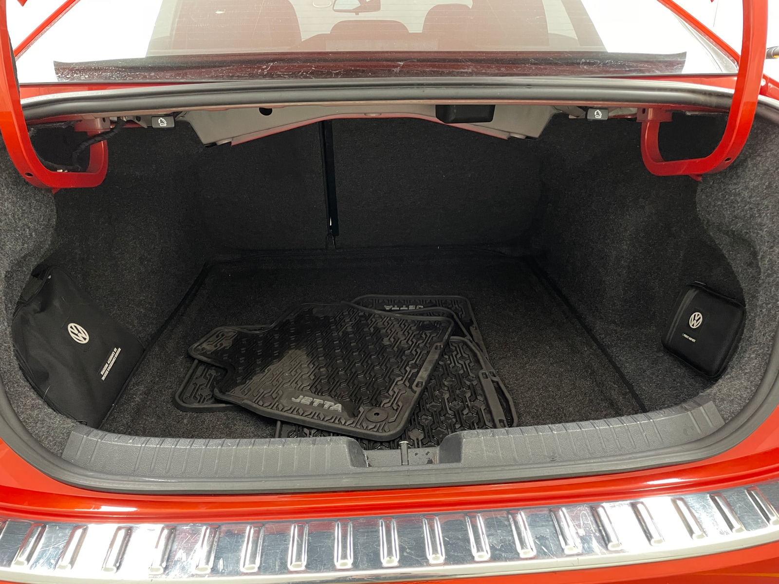 Thumbnail: 2020 Volkswagen Jetta - 6