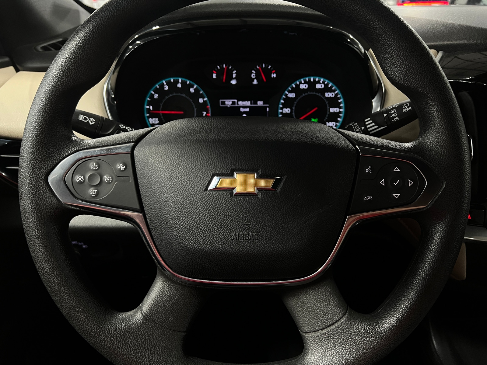 Thumbnail: 2023 Chevrolet Traverse - 5