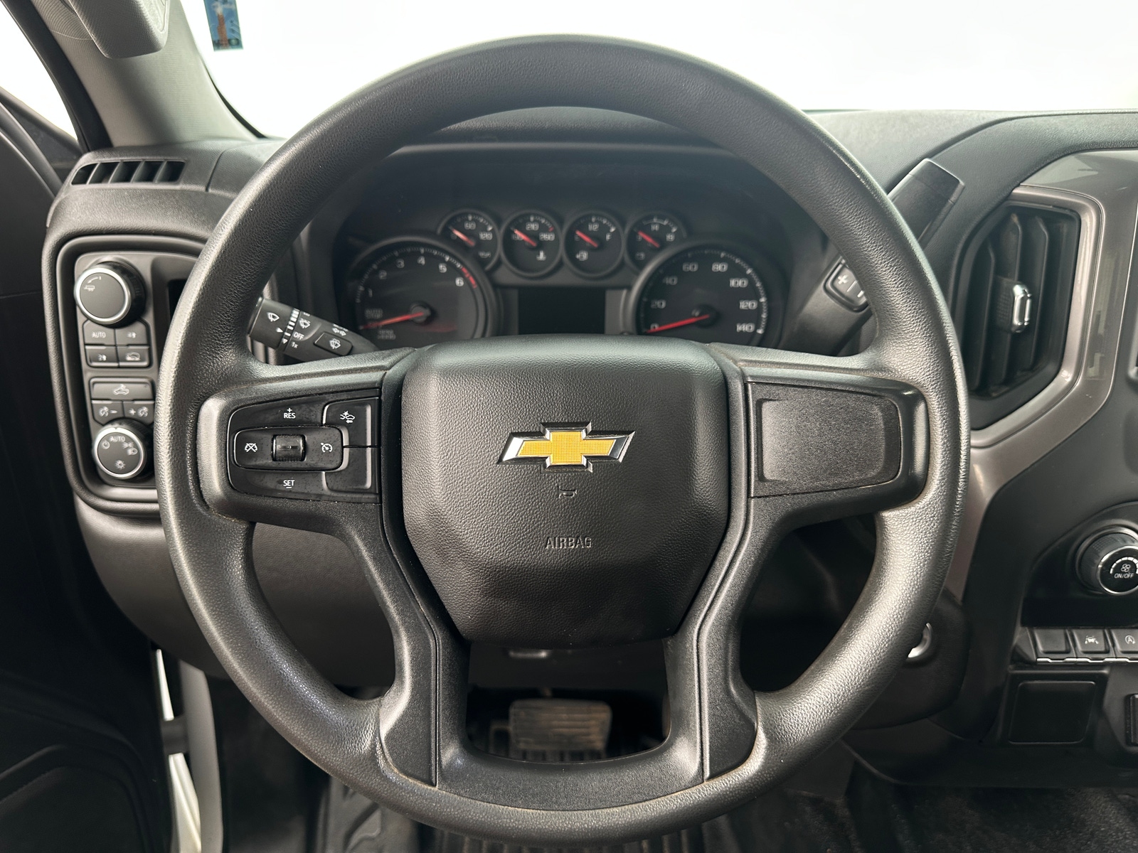 Thumbnail: 2023 Chevrolet Silverado 1500 - 4