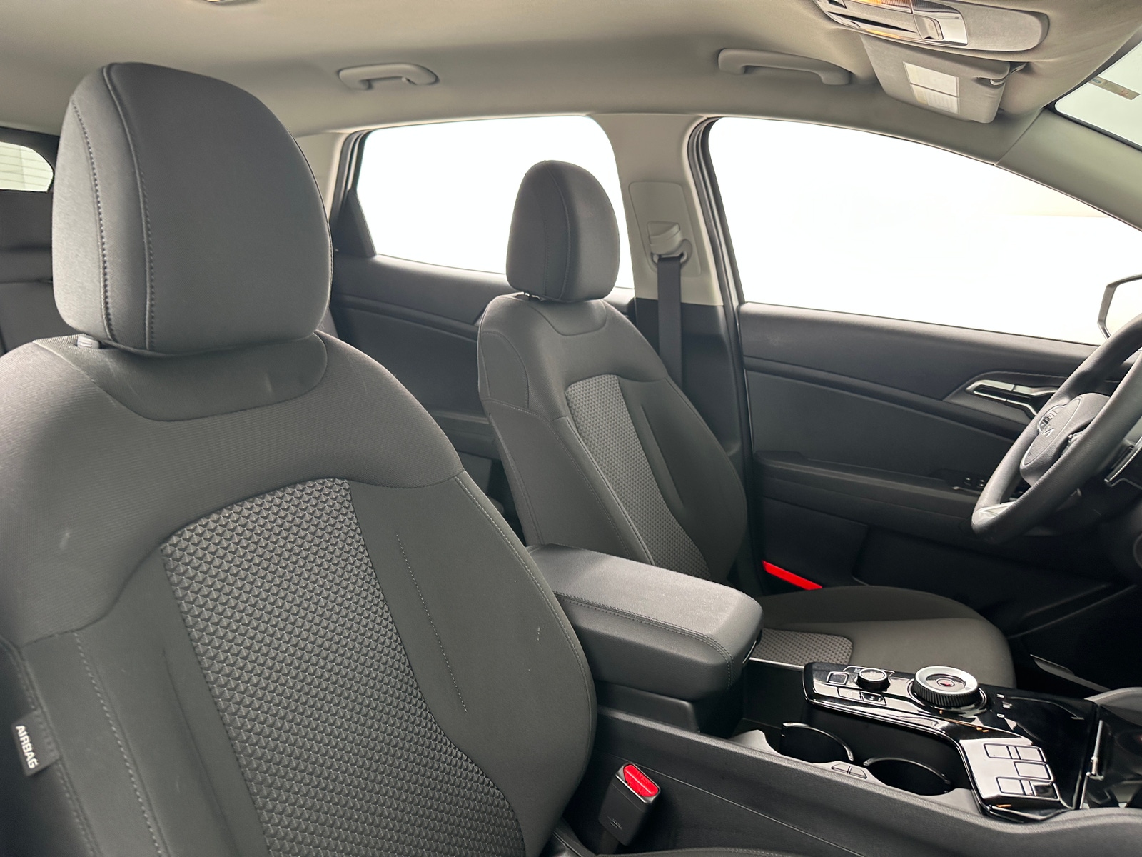 Thumbnail: 2025 Kia Sportage - 2