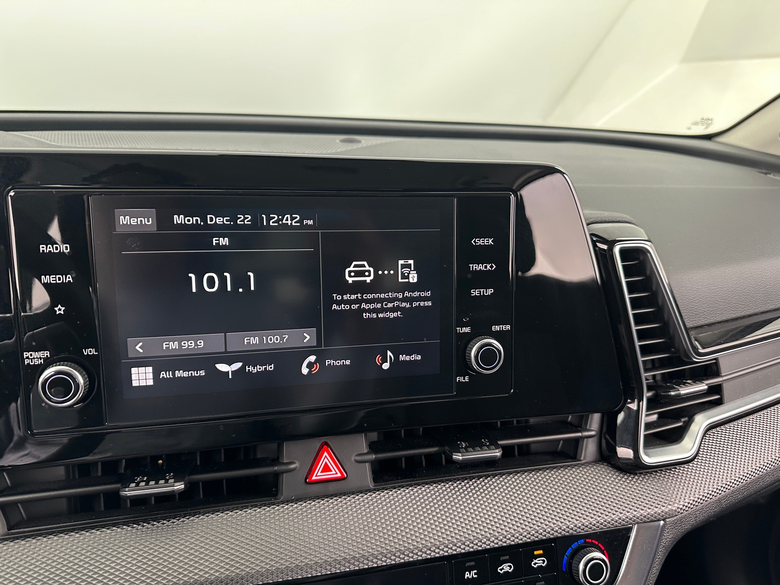 Thumbnail: 2025 Kia Sportage - 4