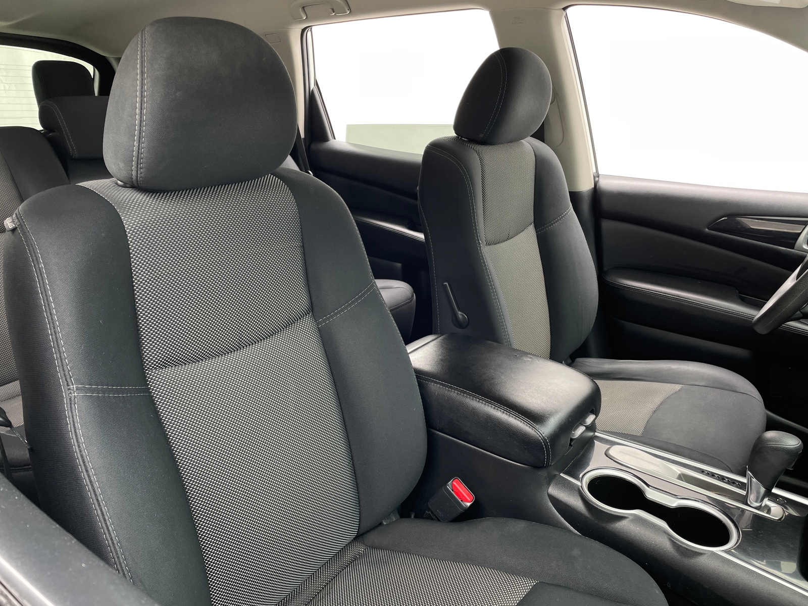 Thumbnail: 2019 Nissan Pathfinder - 2