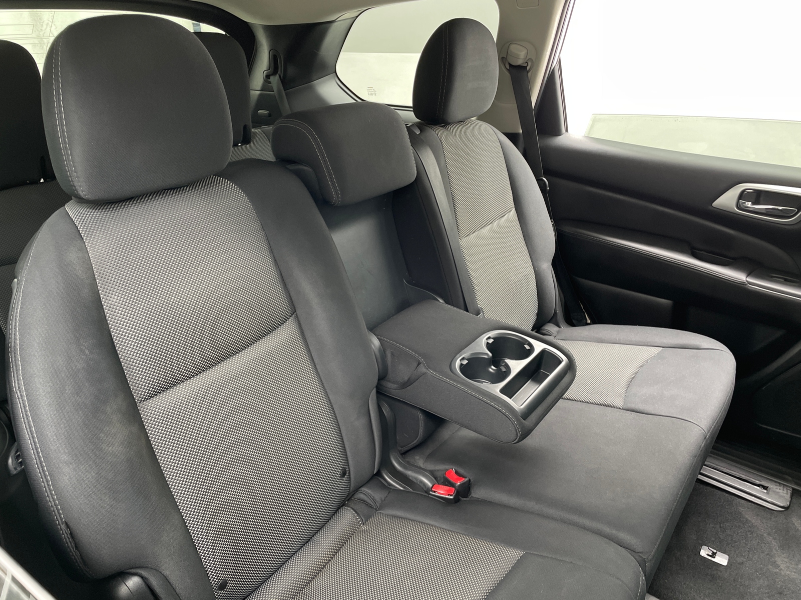 Thumbnail: 2019 Nissan Pathfinder - 6