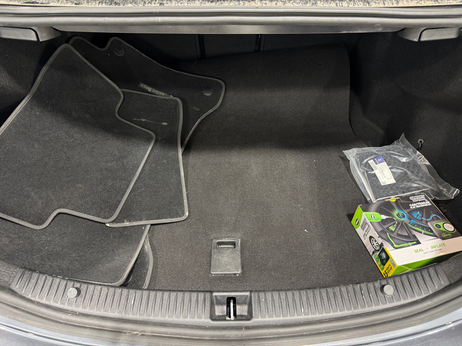 Thumbnail: 2016 Mercedes-Benz C-Class - 6