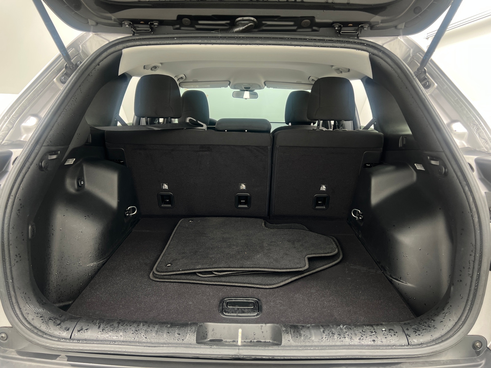 Thumbnail: 2019 Jeep Cherokee - 7