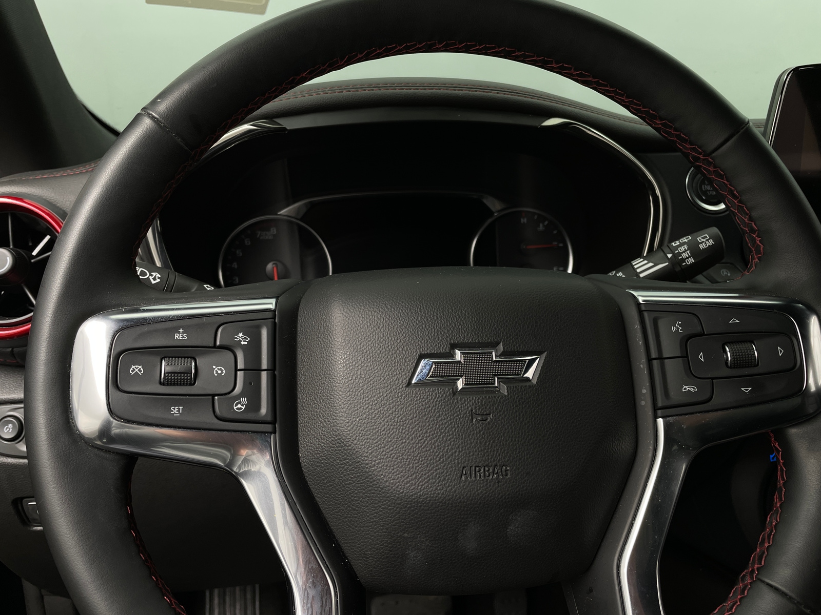 Thumbnail: 2025 Chevrolet Blazer - 4