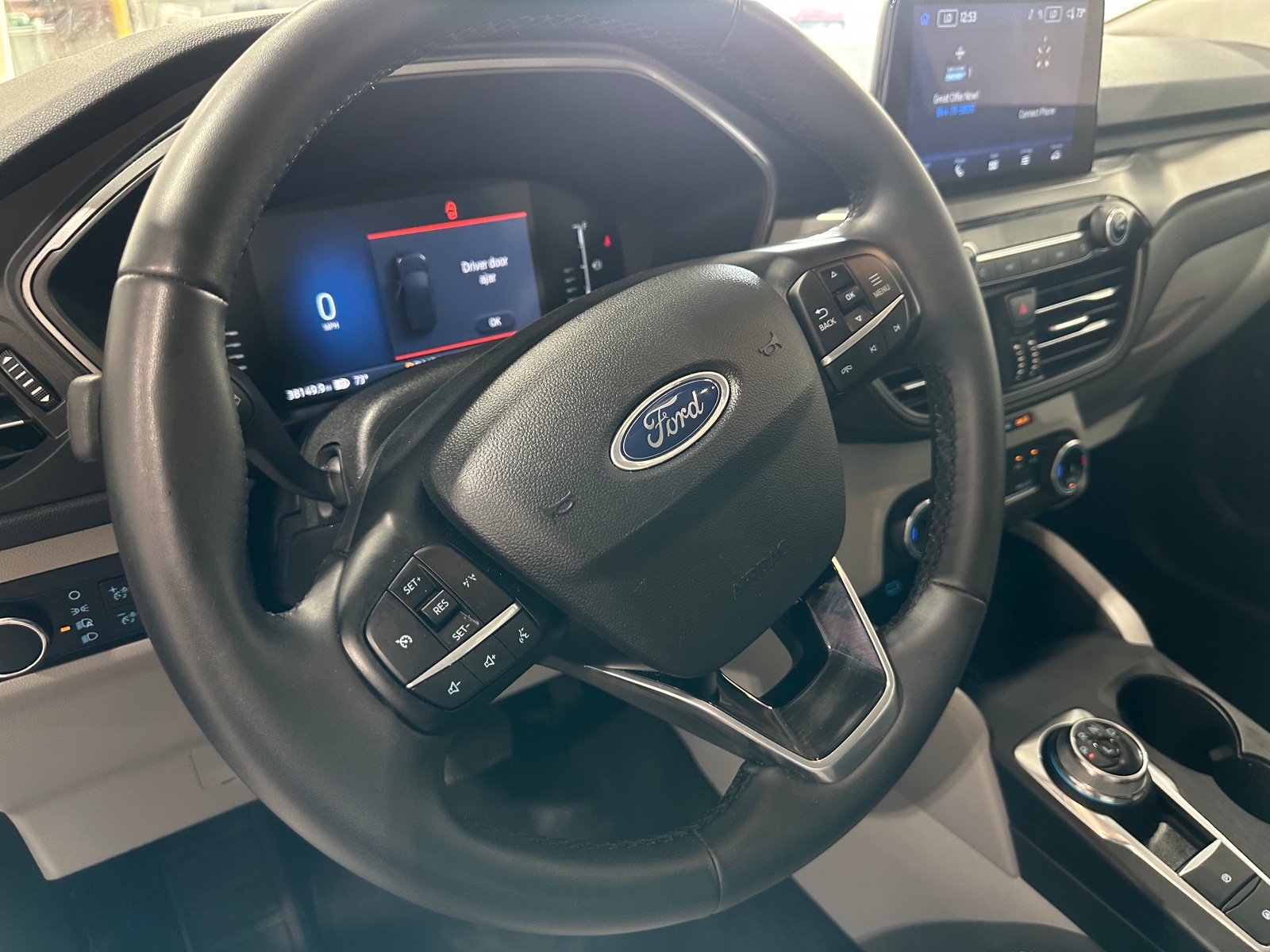 Thumbnail: 2023 Ford Escape - 5