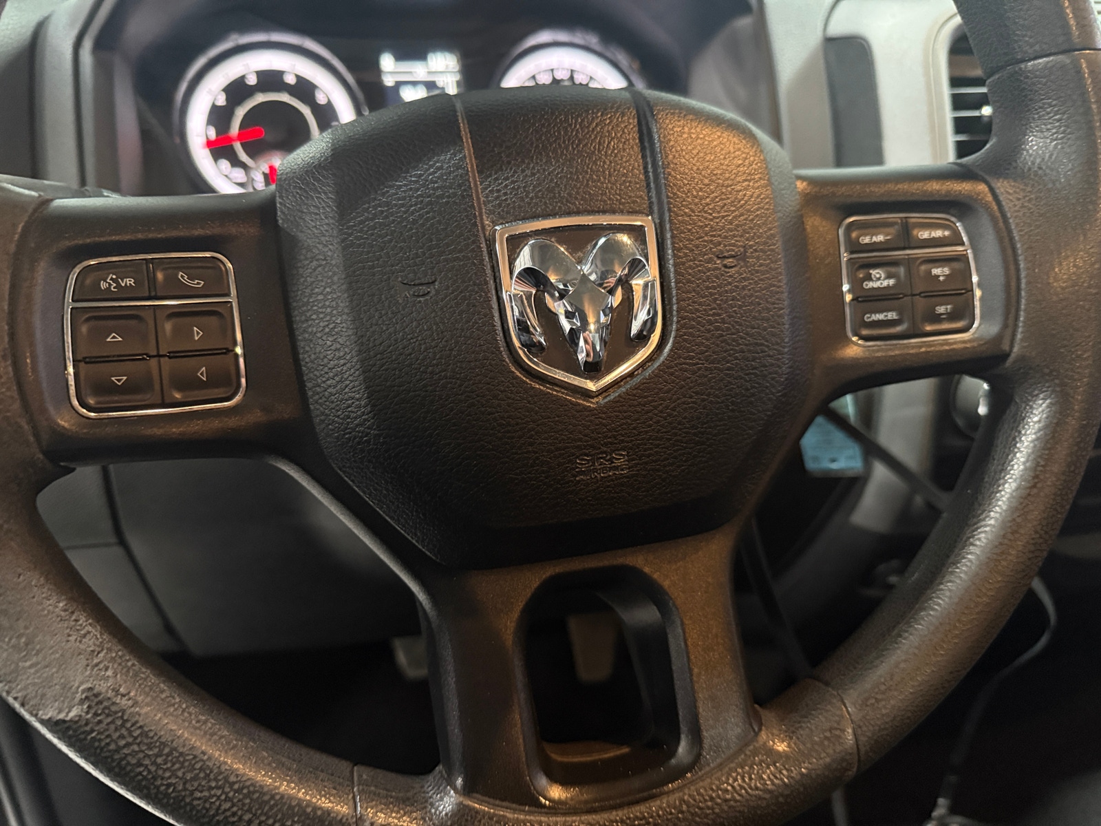 Thumbnail: 2019 RAM 1500 Classic - 5