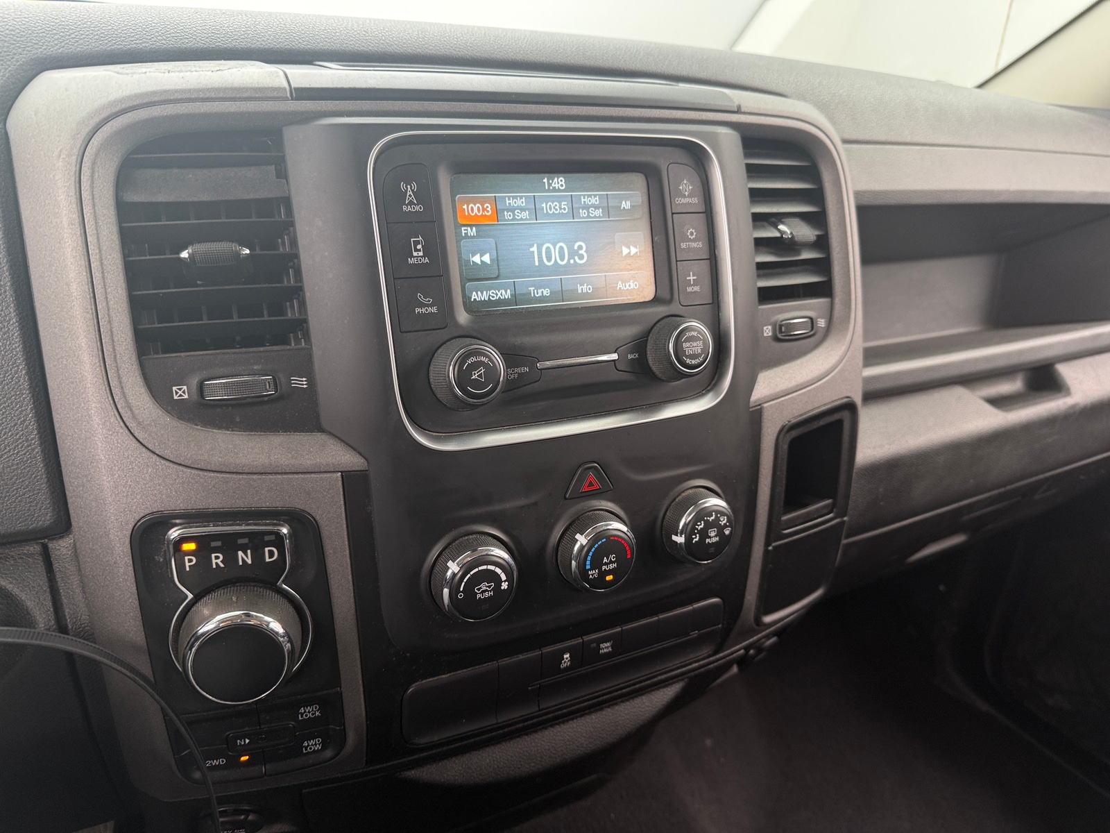 Thumbnail: 2019 RAM 1500 Classic - 4