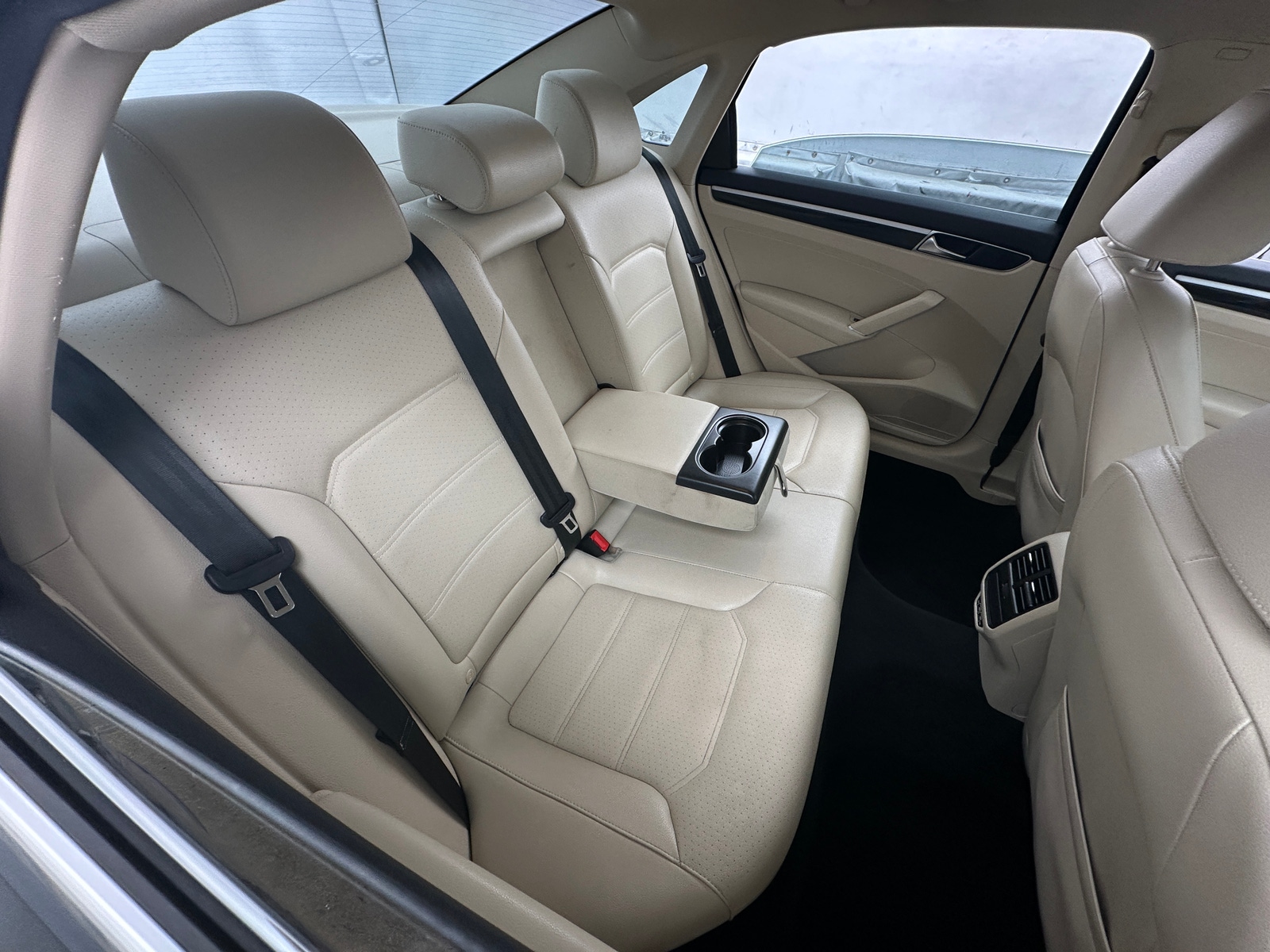 Thumbnail: 2019 Volkswagen Passat - 5